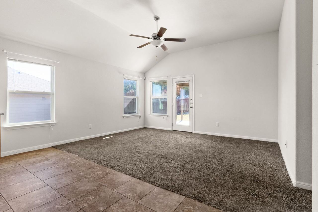 3902 Flat Rock Mountain Dr - Photo 5 of 15