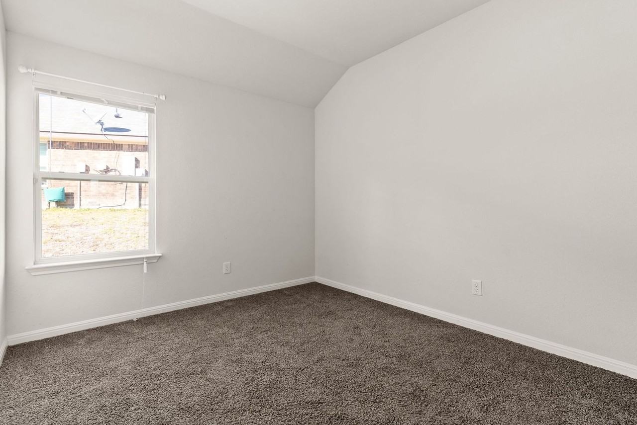 3902 Flat Rock Mountain Dr - Photo 7 of 15