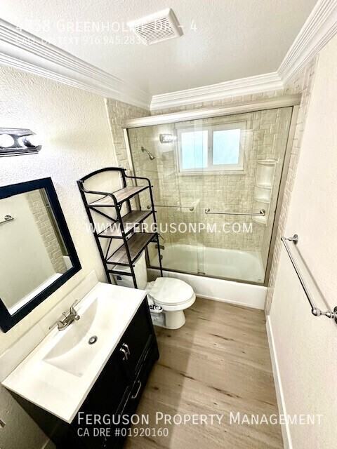 4758 Greenholme Dr #4 - Photo 6 of 11