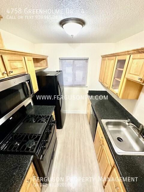 4758 Greenholme Dr #4 - Photo 7 of 11