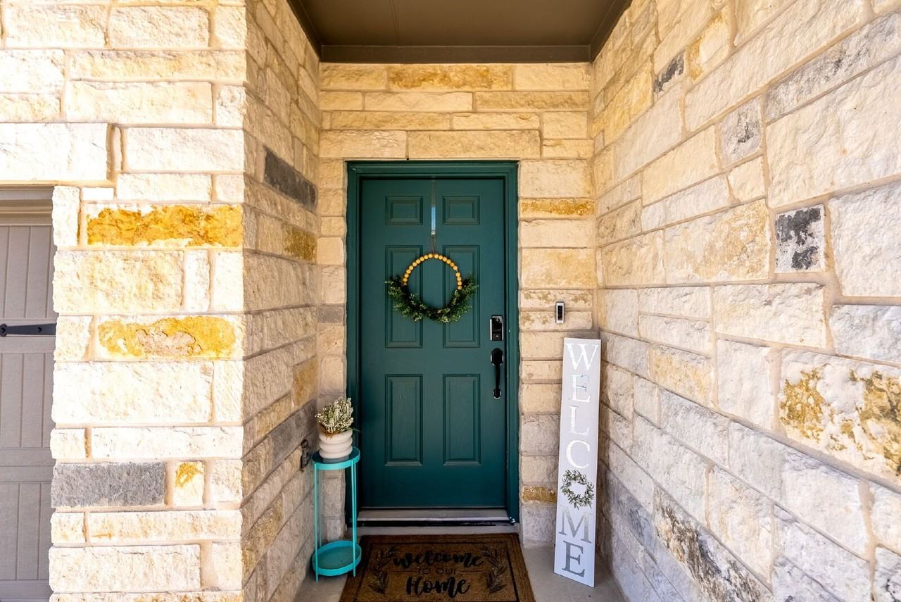 216 Brook Shadow - Photo 4 of 44