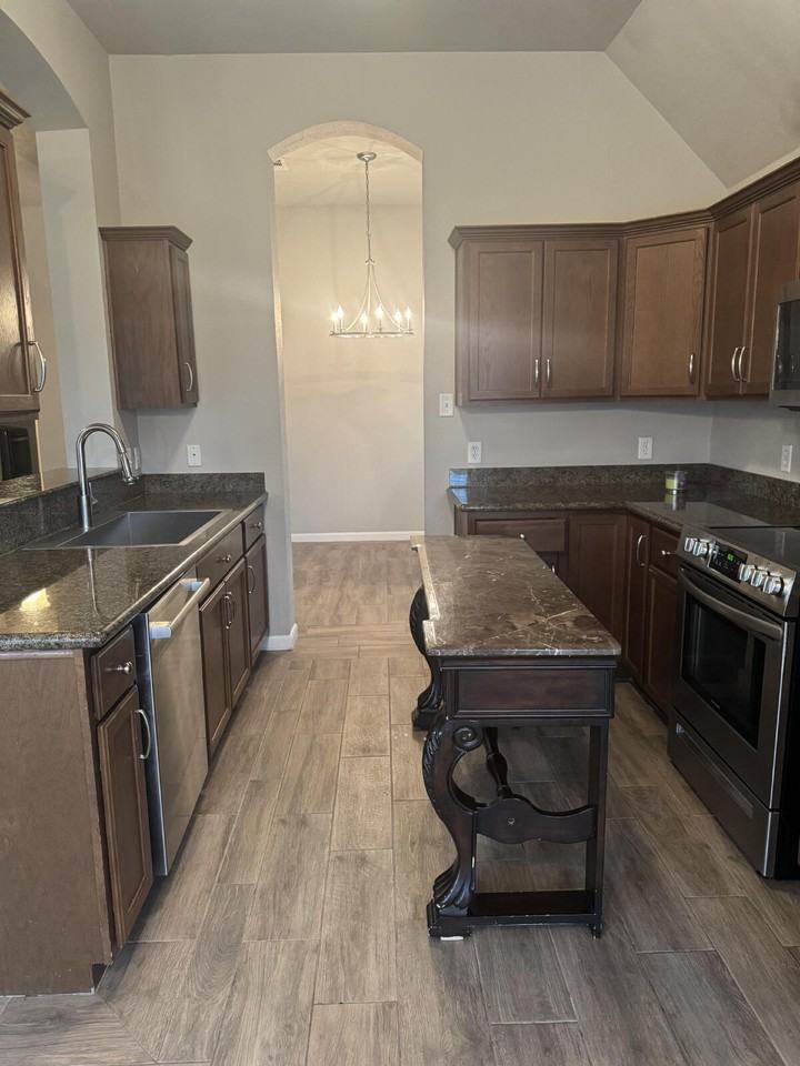 15538 Creek Meadow Blvd N - Photo 6 of 16