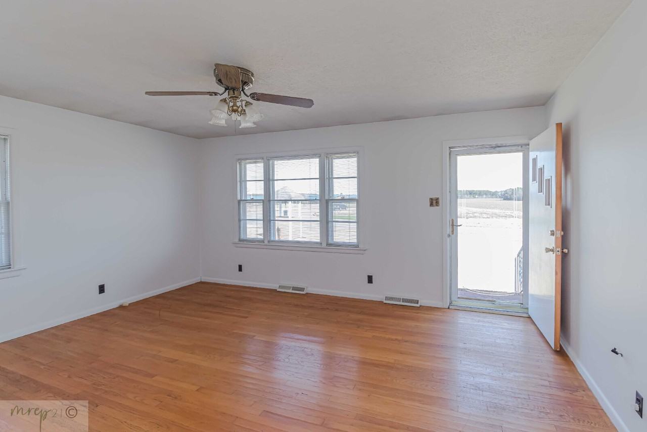 623 Holts Pond Rd - Photo 6 of 26