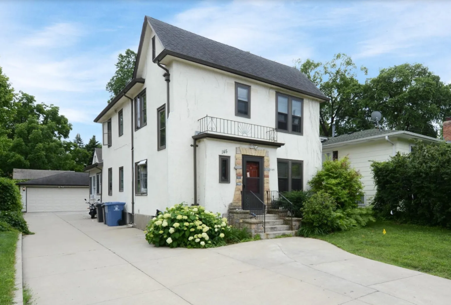 145 W Diamond Lake Rd Unit 1 - Photo 2 of 6