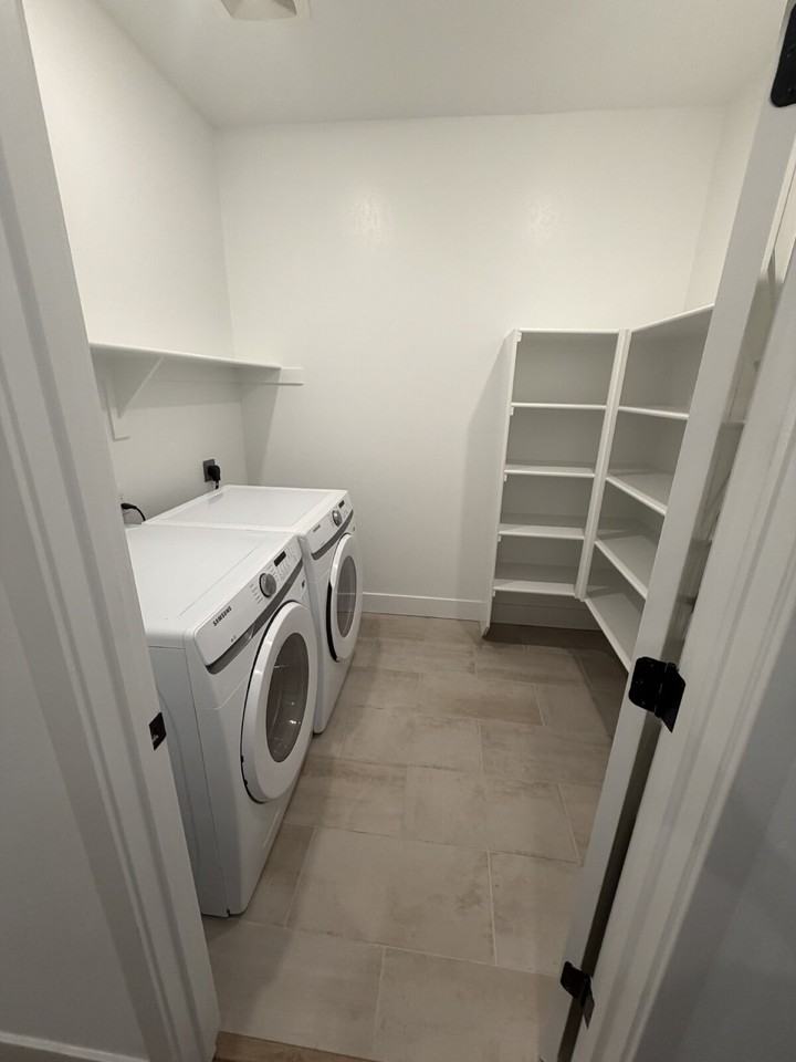 8539 Ponderosa Ave - Photo 2 of 17