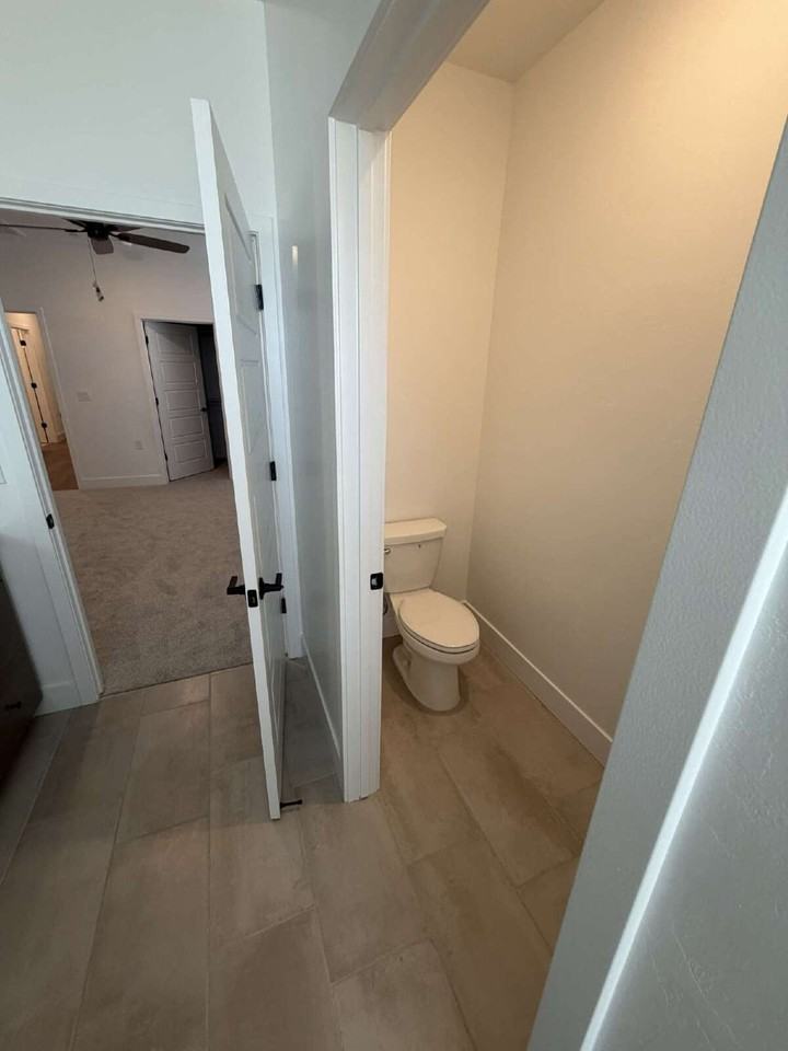 8539 Ponderosa Ave - Photo 6 of 17