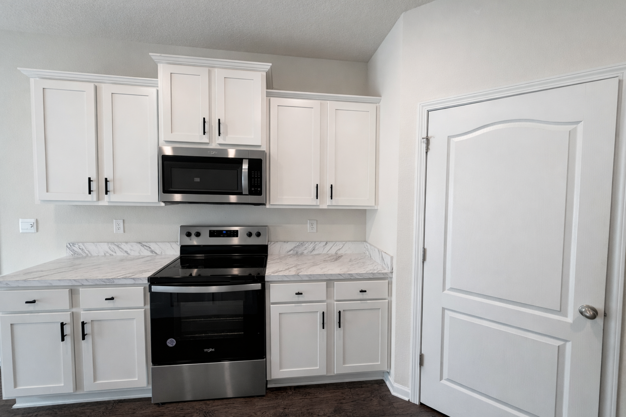 2062 Garrison Way - Photo 4 of 20