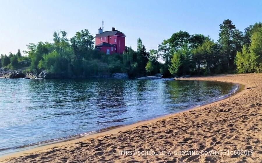 427 E Crescent St #56 - Photo 2 of 7