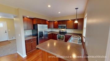 featured image of 1706 N Creek Cir