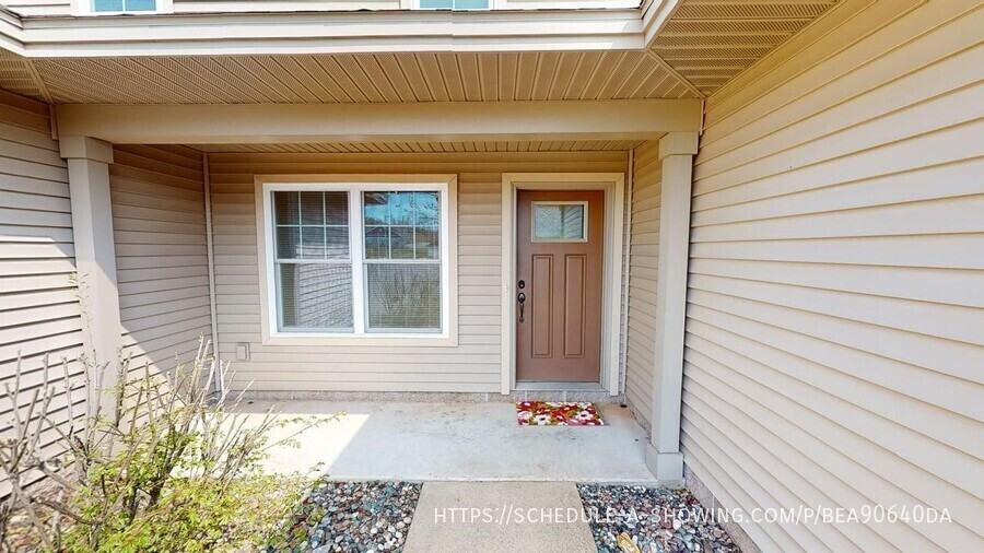 1706 N Creek Cir - Photo 4 of 15