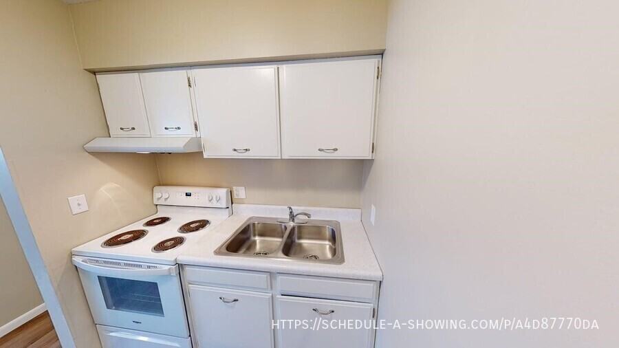 406 E Park St #14 - Photo 2 of 16