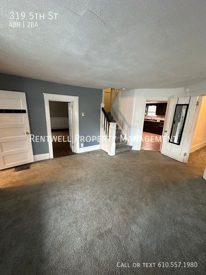 319 5th St - Photo 3 of 18
