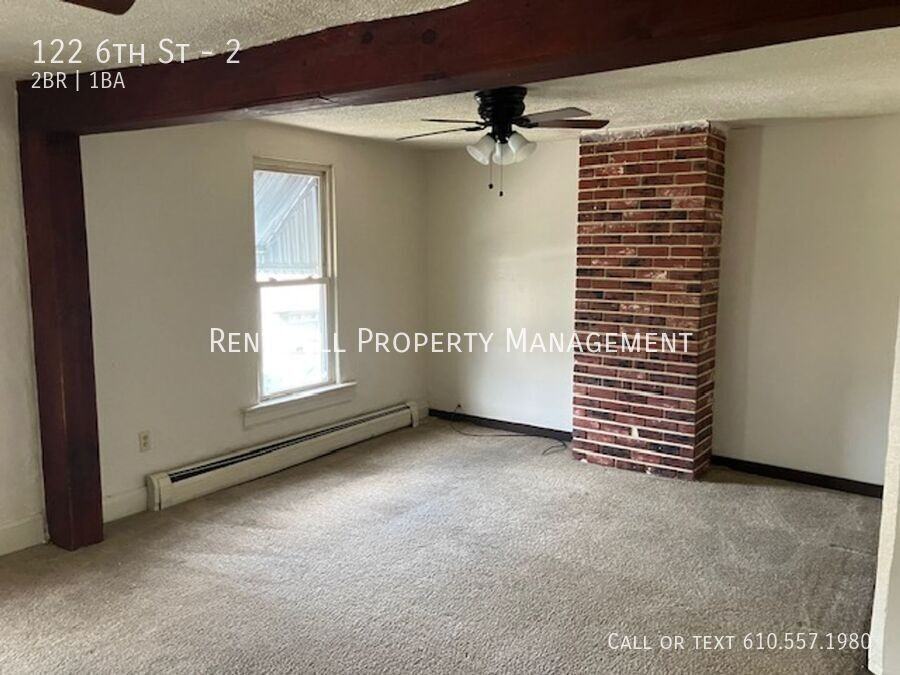 122 6th St #2 - Photo 5 of 15