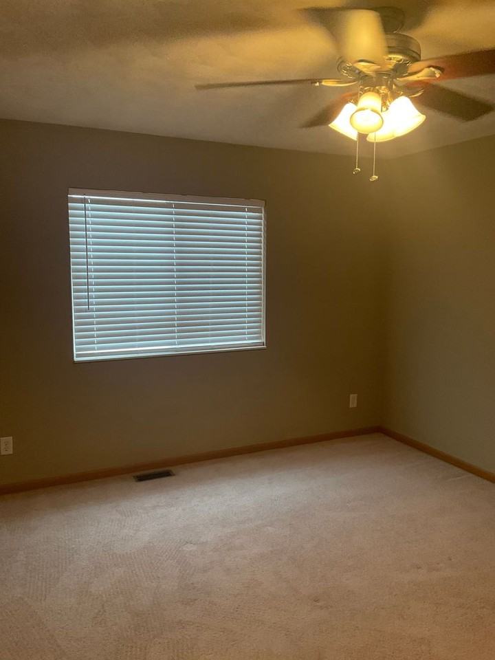 131 Northtowne St - Photo 4 of 14