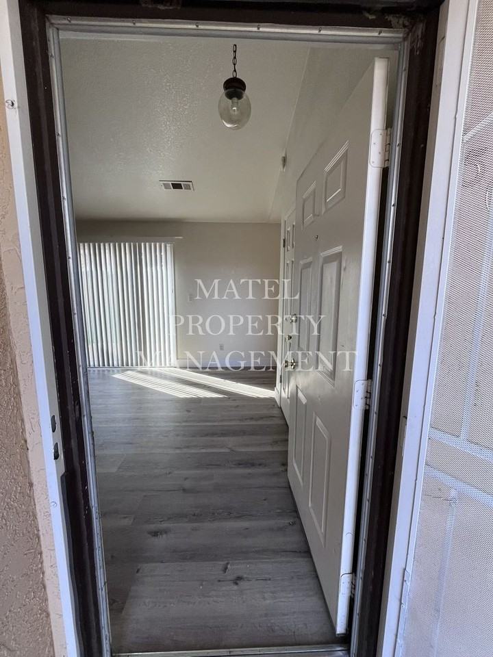 509 Pirinen Ln - Photo 3 of 12