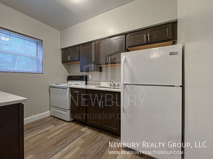 319 San Juan Dr #6 - Photo 3 of 22