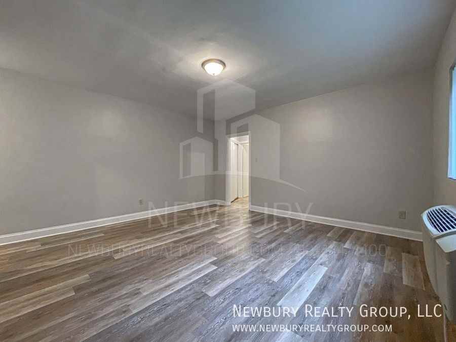 319 San Juan Dr #6 - Photo 7 of 22