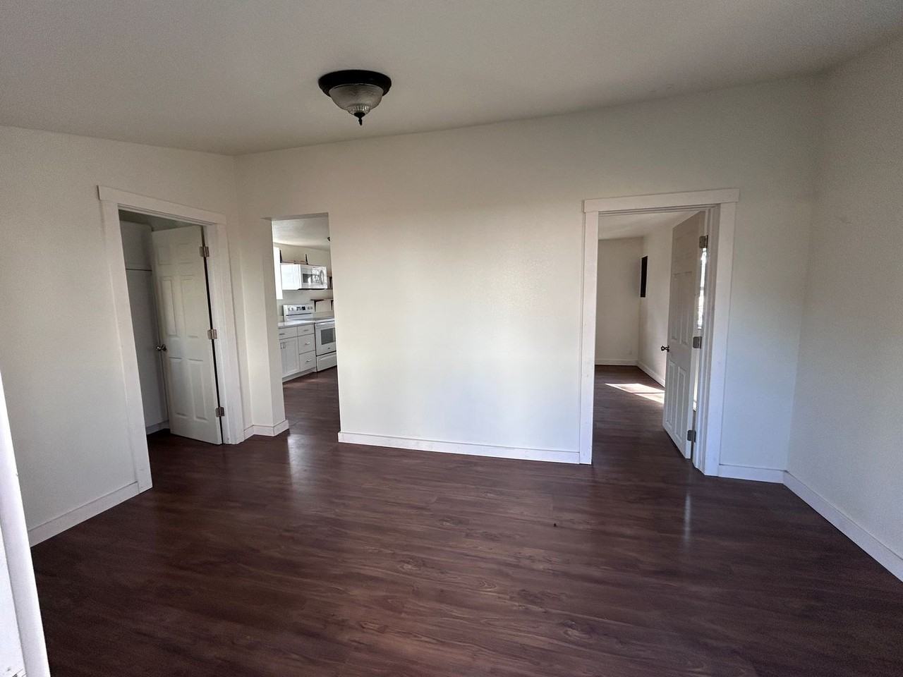 398 Hill St - Photo 4 of 9