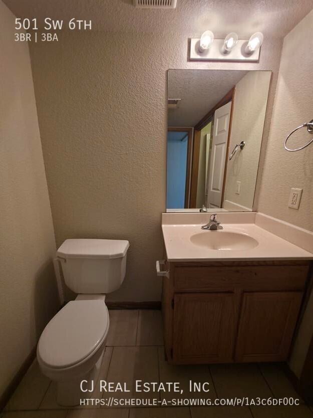 501 Sw 6th St - Photo 5 of 11