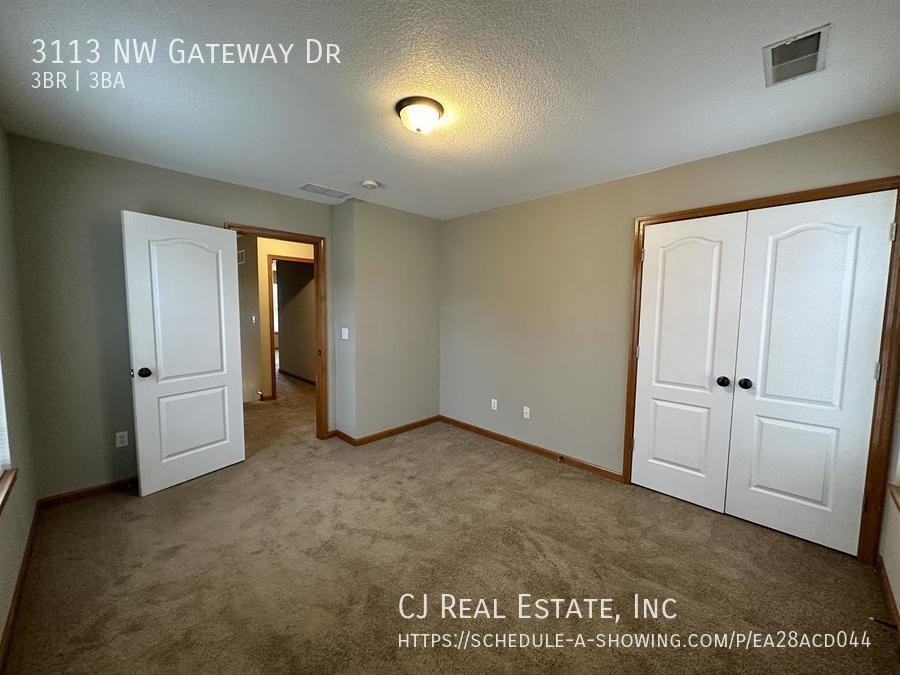 3113 Nw Gateway Dr - Photo 5 of 11