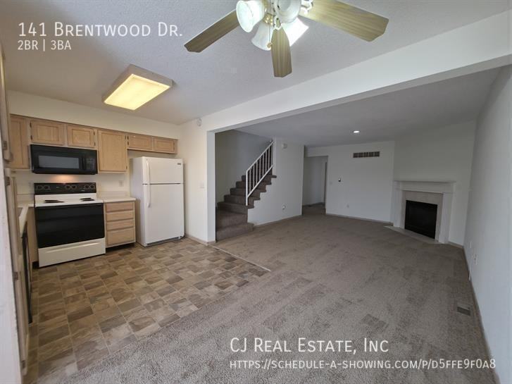 141 Brentwood Dr - Photo 3 of 11