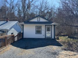 featured image of 451A Lime Kiln Rd