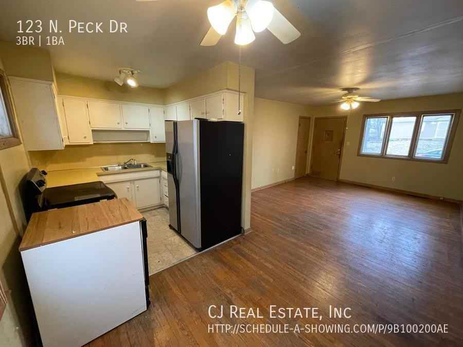 123 N Peck Dr - Photo 3 of 6