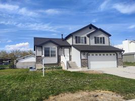 featured image of 4880 W Lemar Way