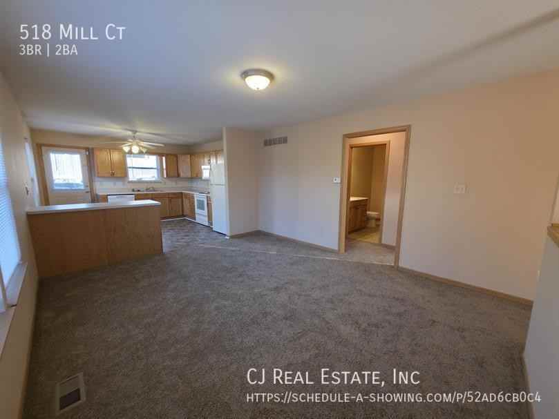 518 Nw Mill Ct - Photo 2 of 11