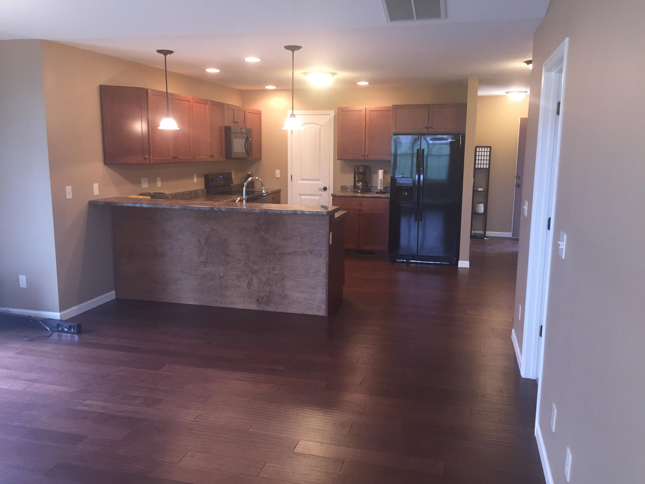 3727 Sandstone Dr - Photo 3 of 13