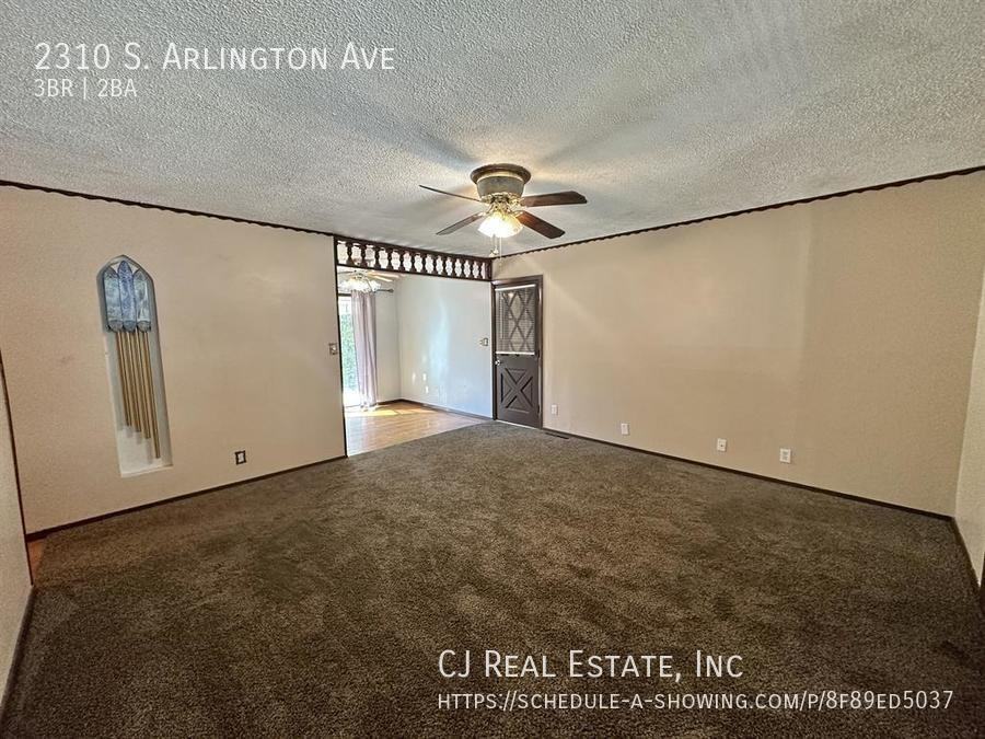 2310 S Arlington Ave - Photo 4 of 11