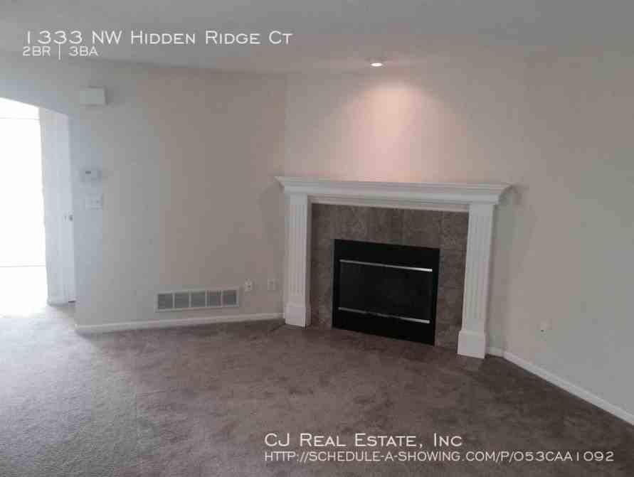 1333 Nw Hidden Ridge Ct - Photo 2 of 4