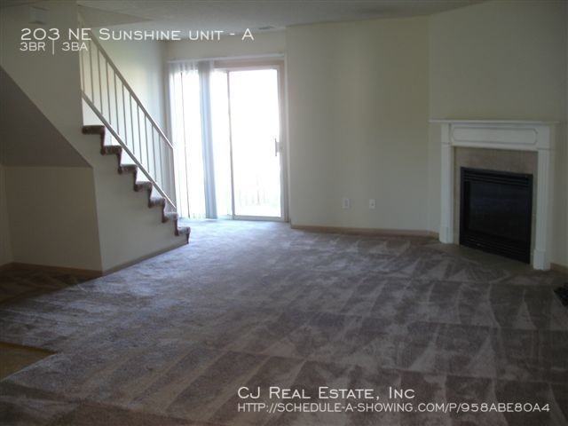 203 203 NE Sunshine unit #A - Photo 5 of 8
