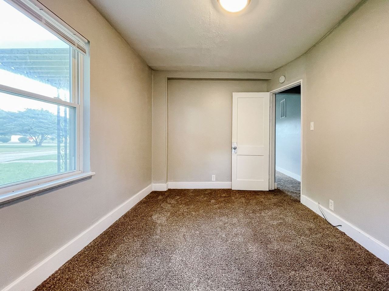 2017 E 24th St - Photo 5 of 13