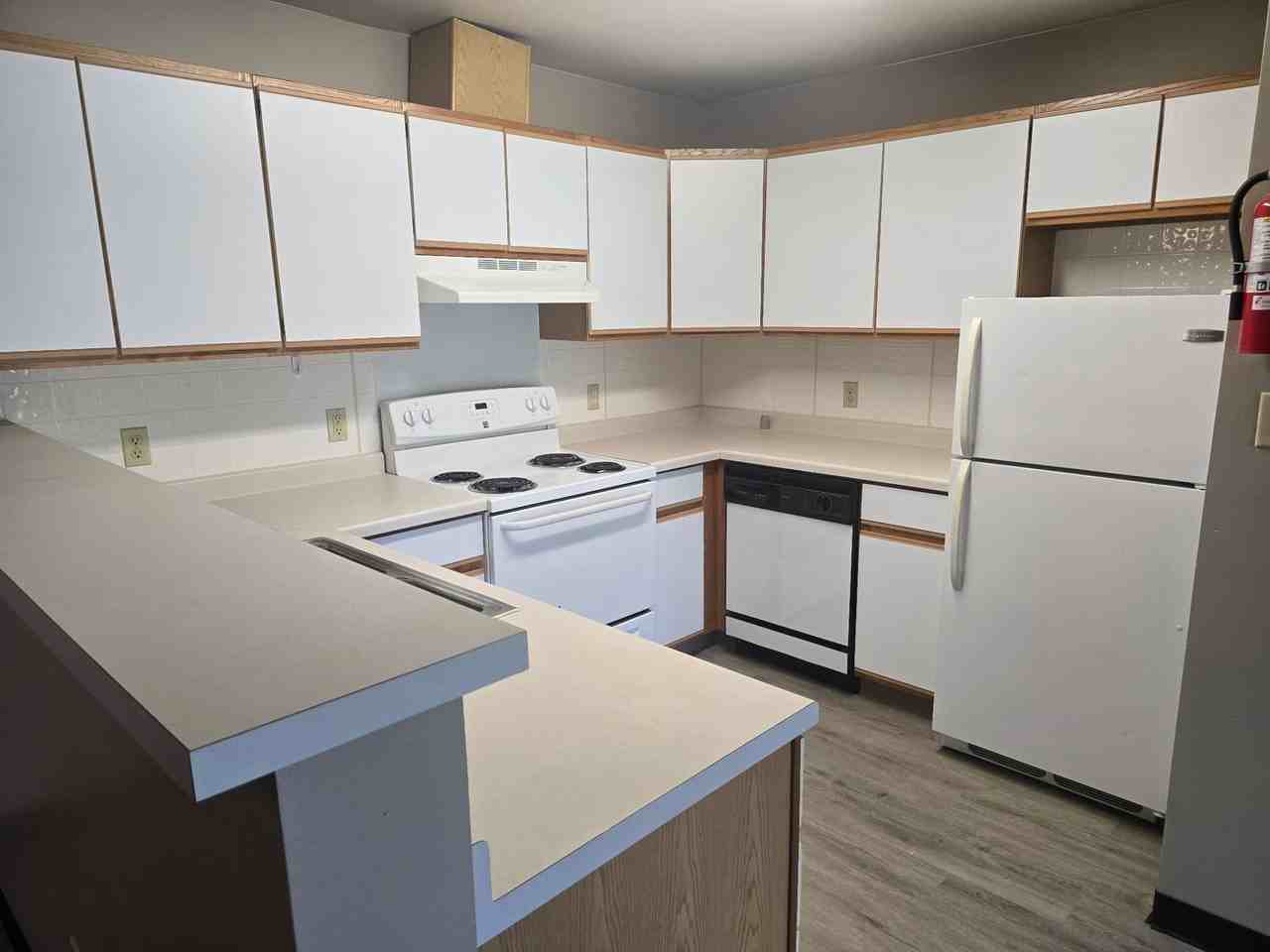 155 Rye Bluff Rd - Photo 4 of 11