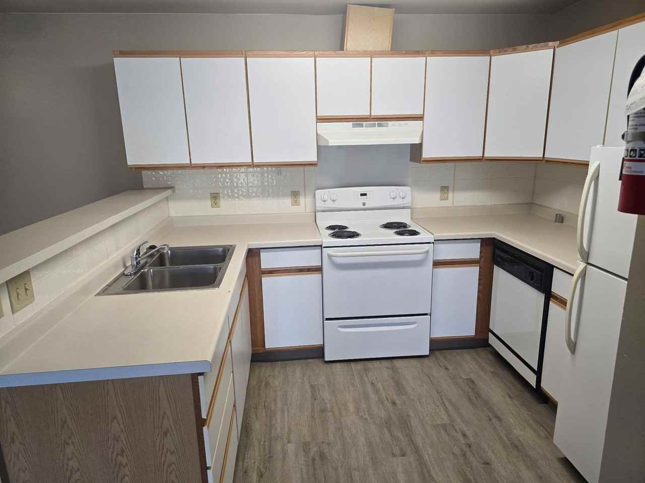 155 Rye Bluff Rd - Photo 7 of 11