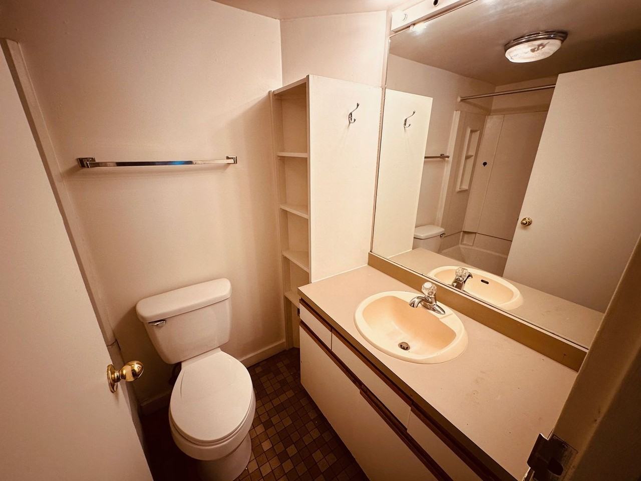 100 S George St #303 - Photo 5 of 9