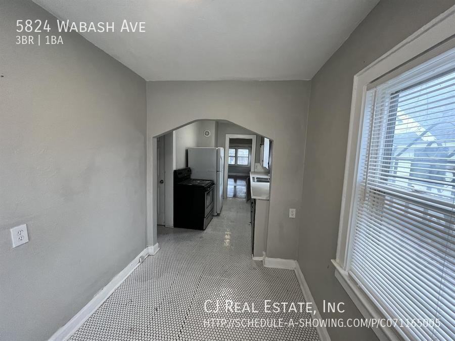 5824 Wabash Ave - Photo 7 of 11