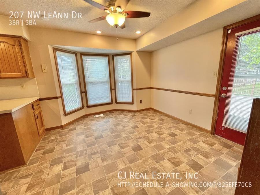 207 Nw Leann Dr - Photo 5 of 11