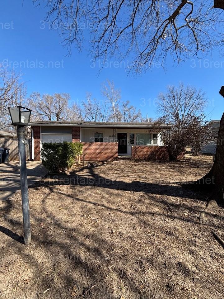 1620 Montana St - Photo 2 of 21