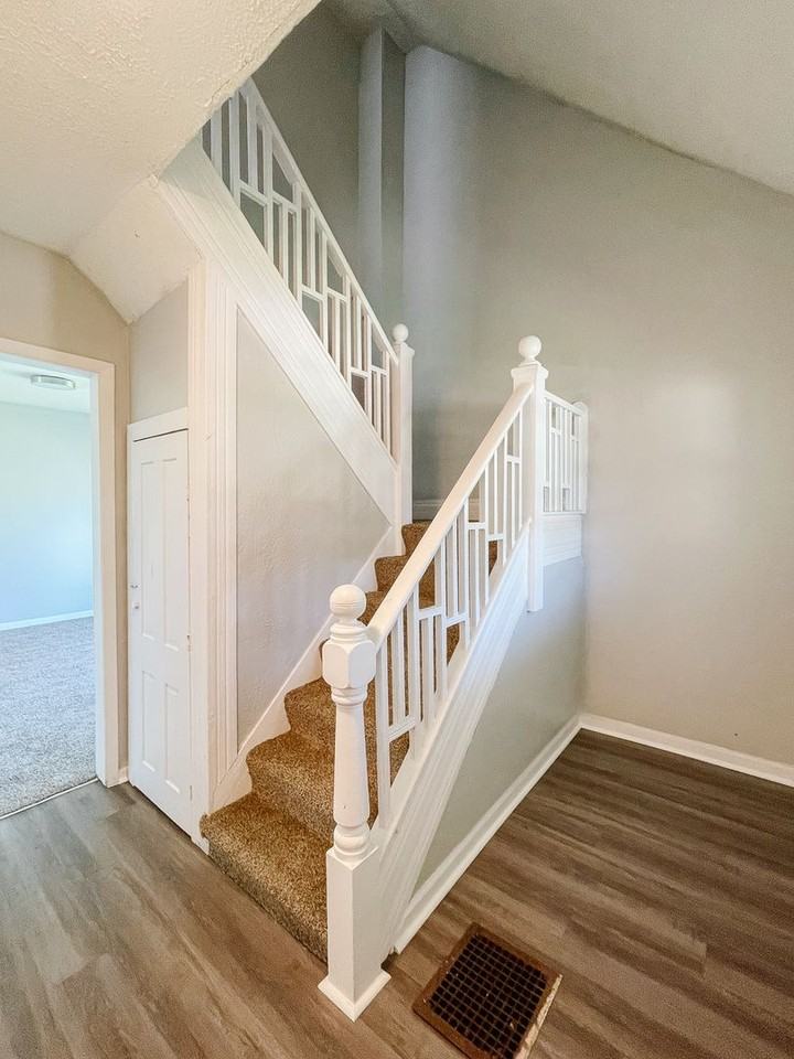 2813 S Jefferson St - Photo 4 of 21