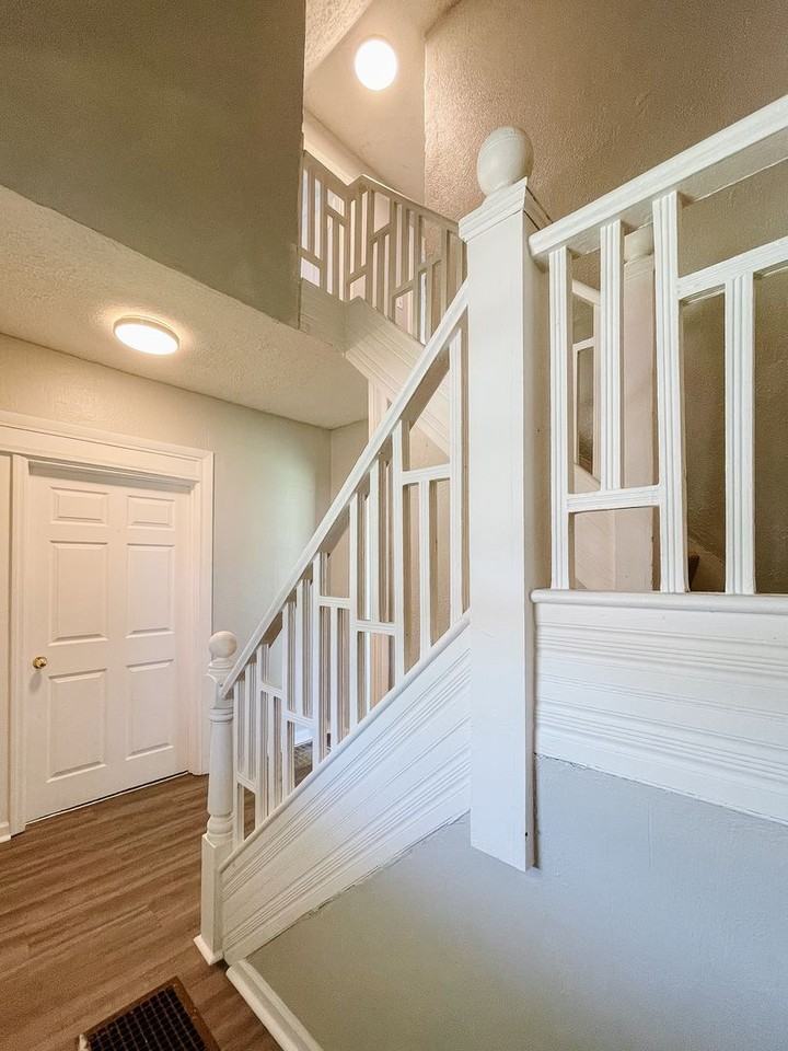 2813 S Jefferson St - Photo 5 of 21