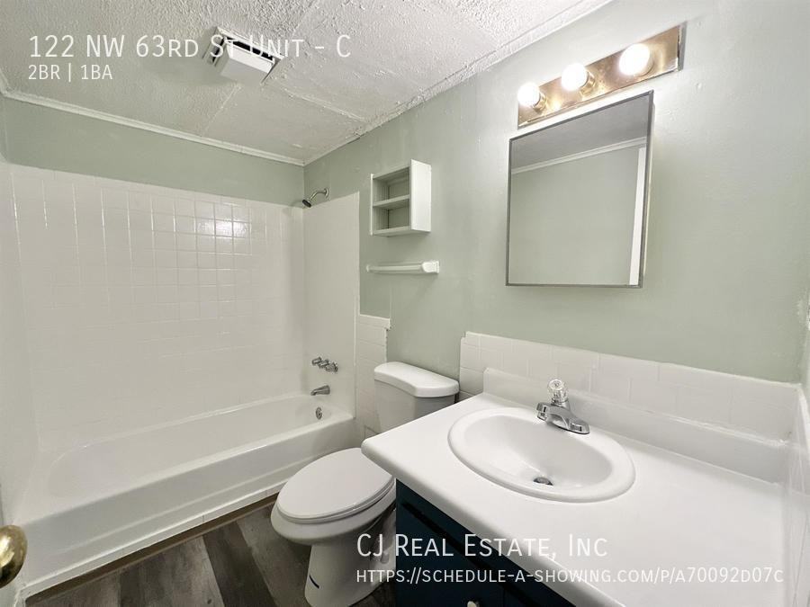 122 Nw 63rd St #C - Photo 7 of 9