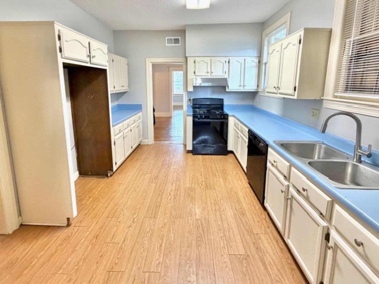 2532 Sam Cooper Blvd - Photo 6 of 12