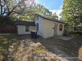 featured image of 2303 E 81st St