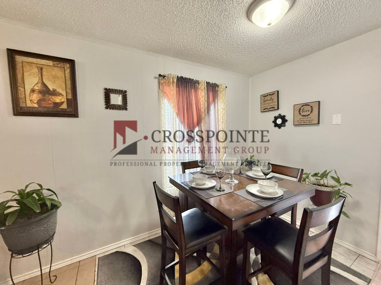 Oak Hill Dr - Photo 5 of 11