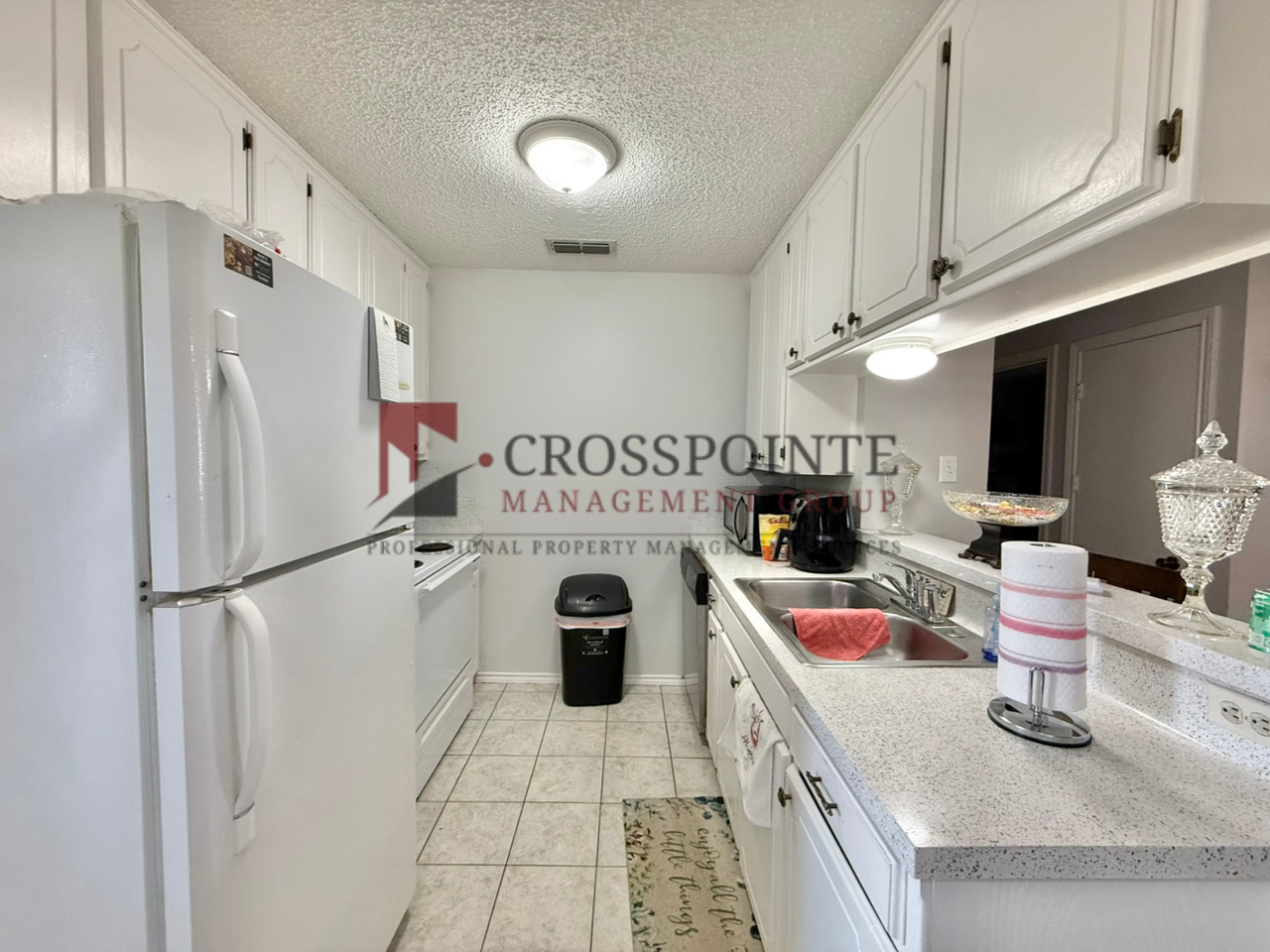 Oak Hill Dr - Photo 6 of 11