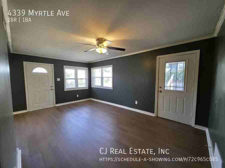 4339 Myrtle Ave - Photo 2 of 9