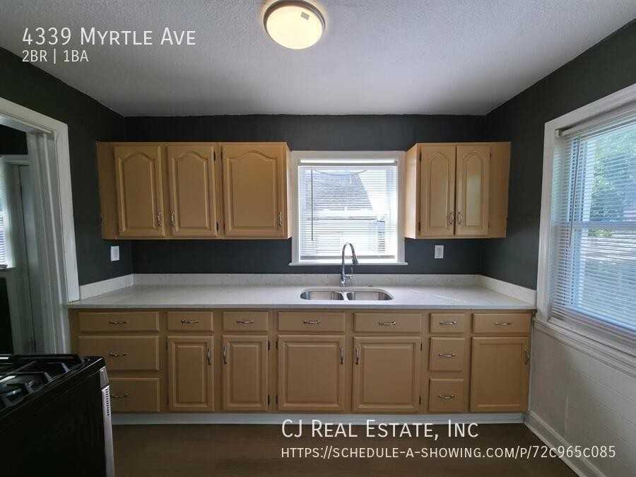 4339 Myrtle Ave - Photo 5 of 9