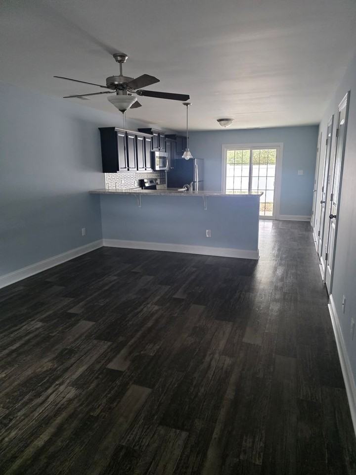 217 Grove Ln - Photo 2 of 12